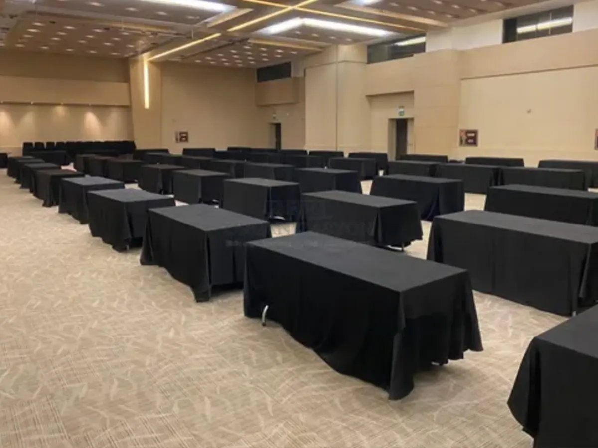 Organizasyon Masa Sandalye Düzeni İstanbul - Reel Organizasyon gerçek kurulum görseli