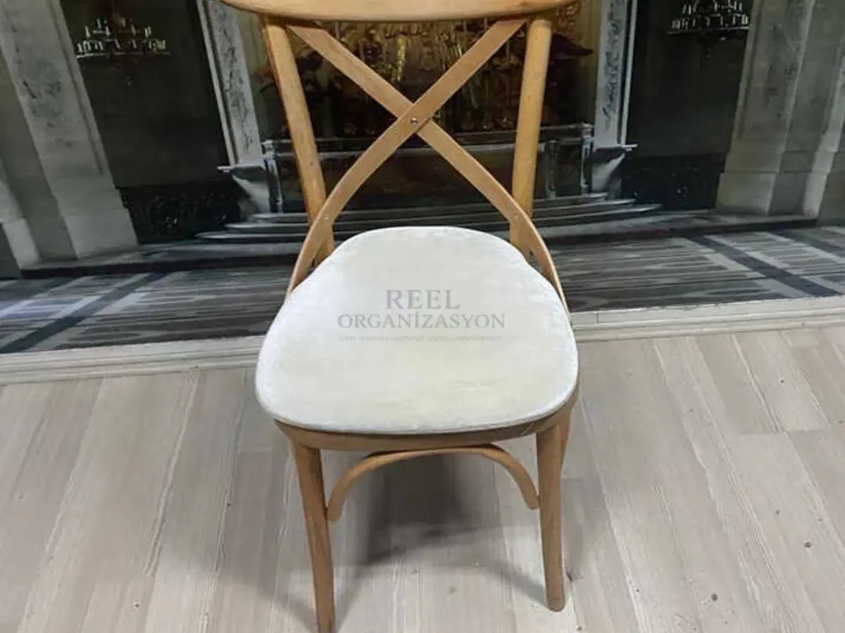 Beyaz Sandalye Kiralama İstanbul - Reel Organizasyon gerçek kurulum görseli